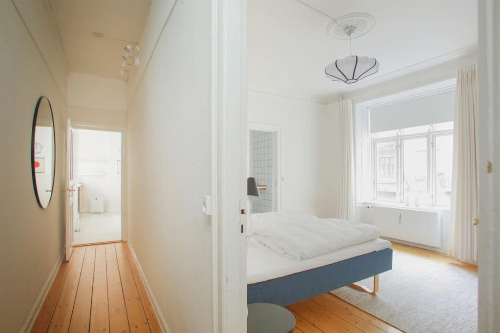 Large & Bright 3Br Apartment W Whirlpool Near Metro โคเปนเฮเกน ภายนอก รูปภาพ