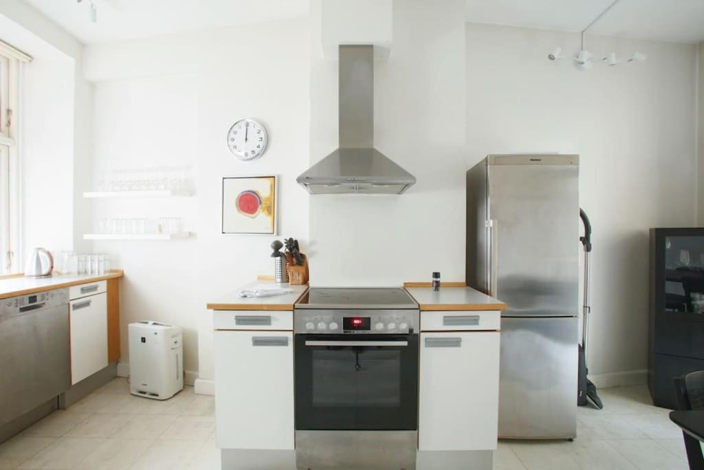 Large & Bright 3Br Apartment W Whirlpool Near Metro โคเปนเฮเกน ภายนอก รูปภาพ
