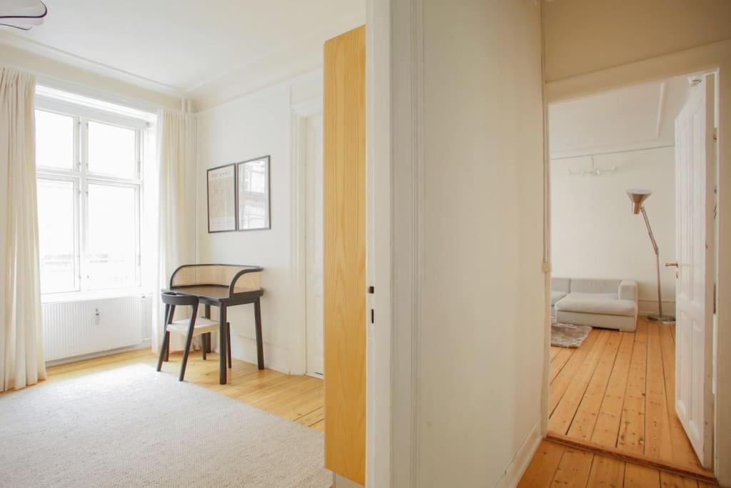 Large & Bright 3Br Apartment W Whirlpool Near Metro โคเปนเฮเกน ภายนอก รูปภาพ
