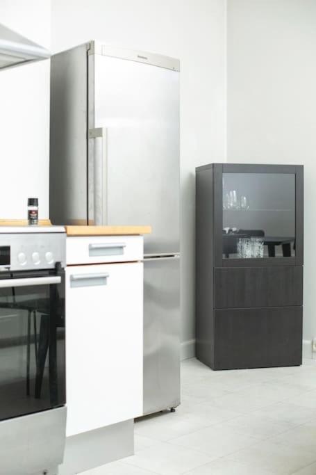 Large & Bright 3Br Apartment W Whirlpool Near Metro โคเปนเฮเกน ภายนอก รูปภาพ